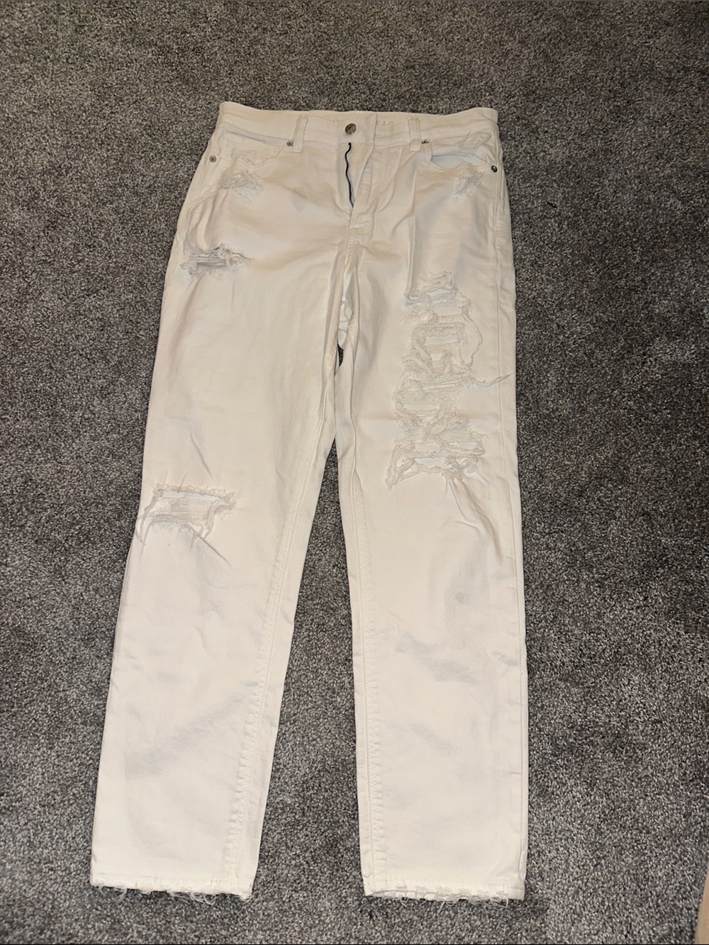 Women’s Distressed White Ripped Jeans